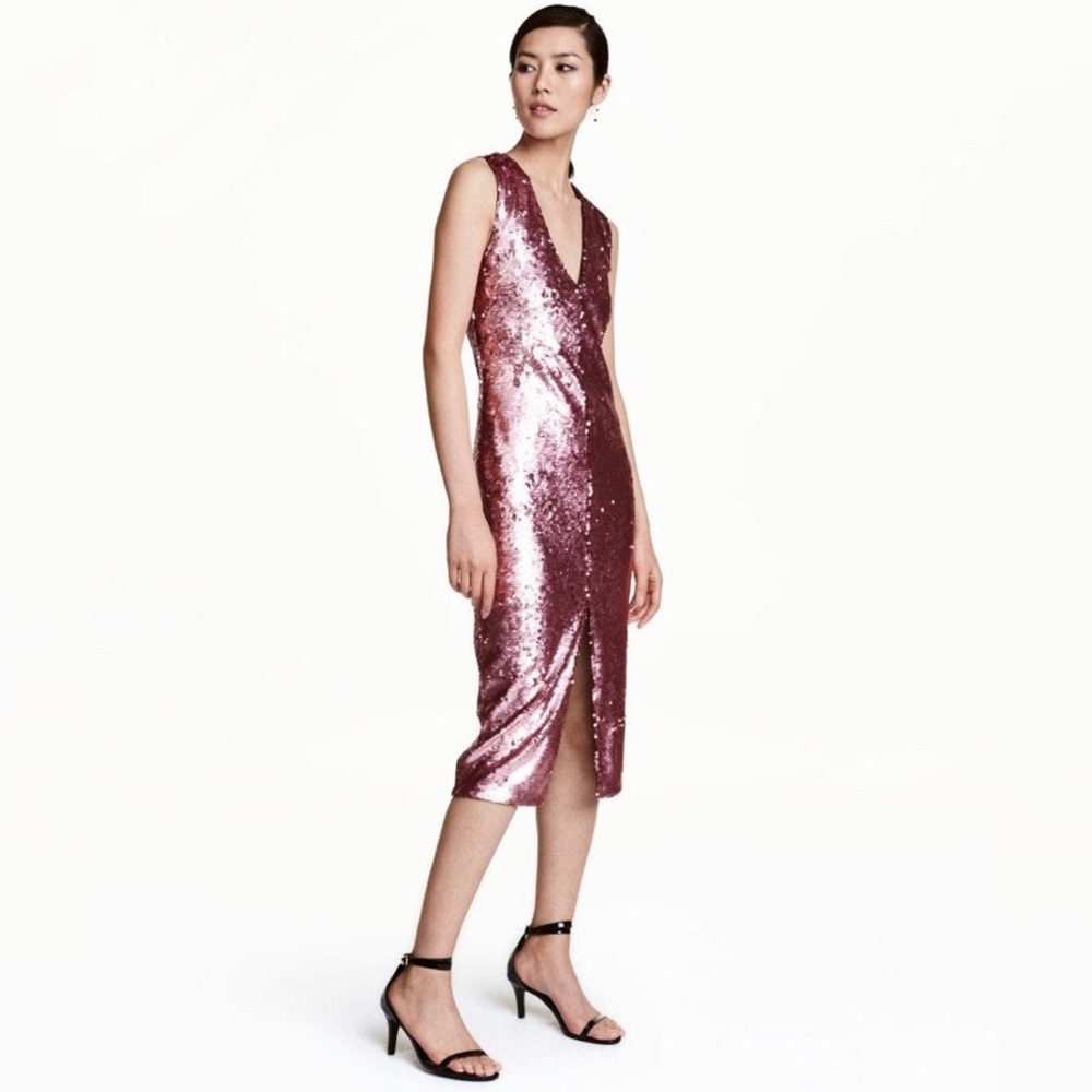 💕V Neck H&M Sequined Dress💕